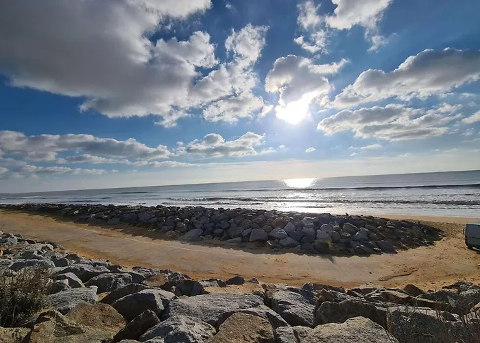 Apartment 2 Pieces Avec Balcon, Proche Et Commerces - 4 Couchages - Fr-1-224c-129