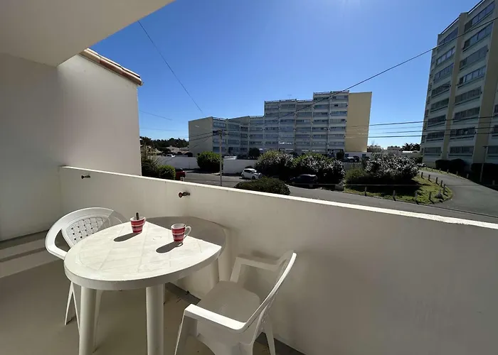 2 Pieces Avec Balcon, Proche Et Commerces - 4 Couchages - Fr-1-224c-129